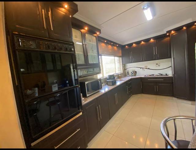 3 BEDROOM HOUSE FOR SALE IN KHARWASTAN